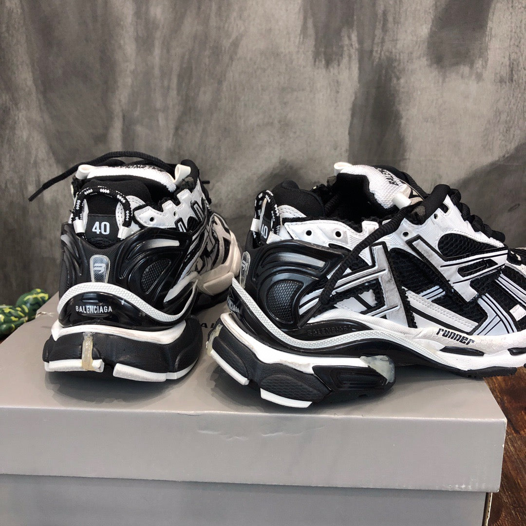 BLCG Sneakers