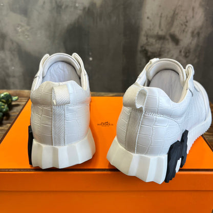 HERM Sneakers
