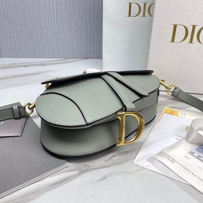 DIO Saddle