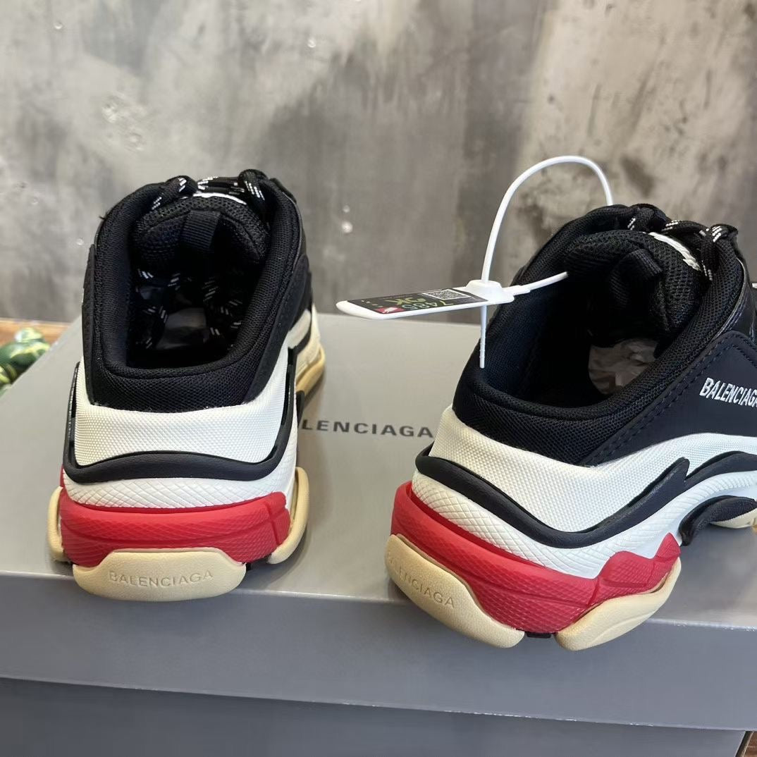 BLCG Sneakers
