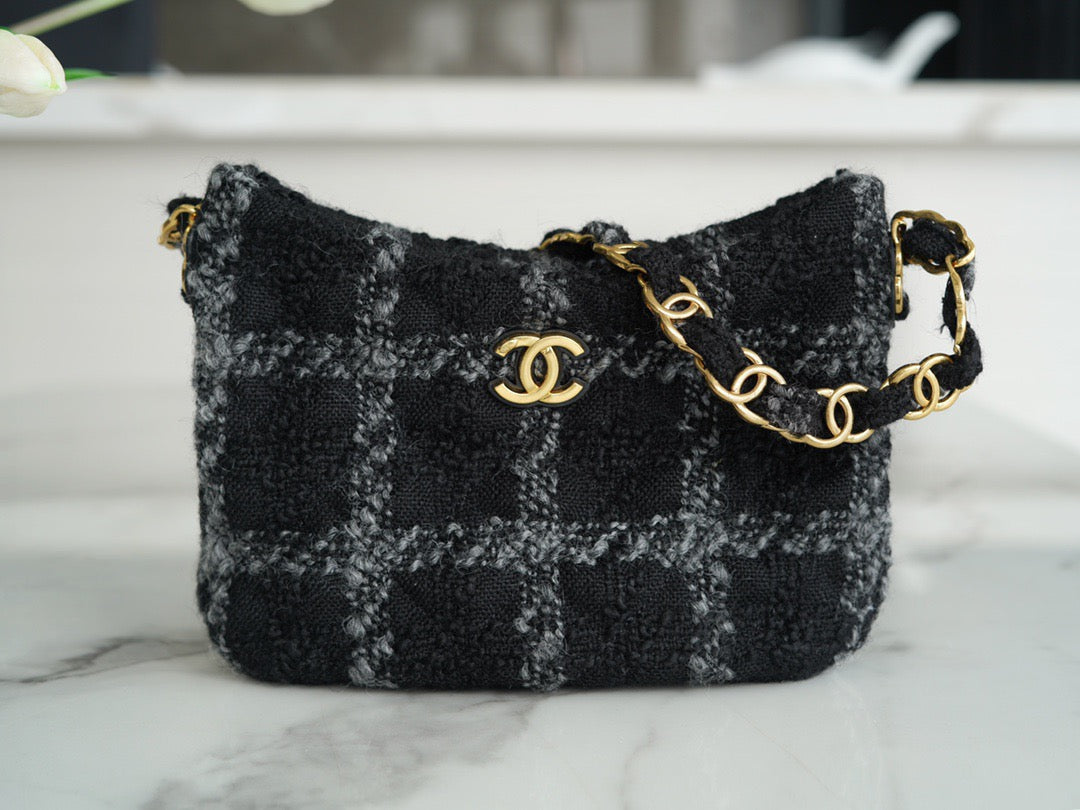 CHA 22K Hobo Bag