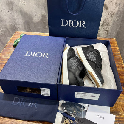 DIO Sneakers