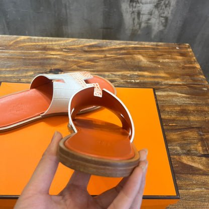 HERM Sandal