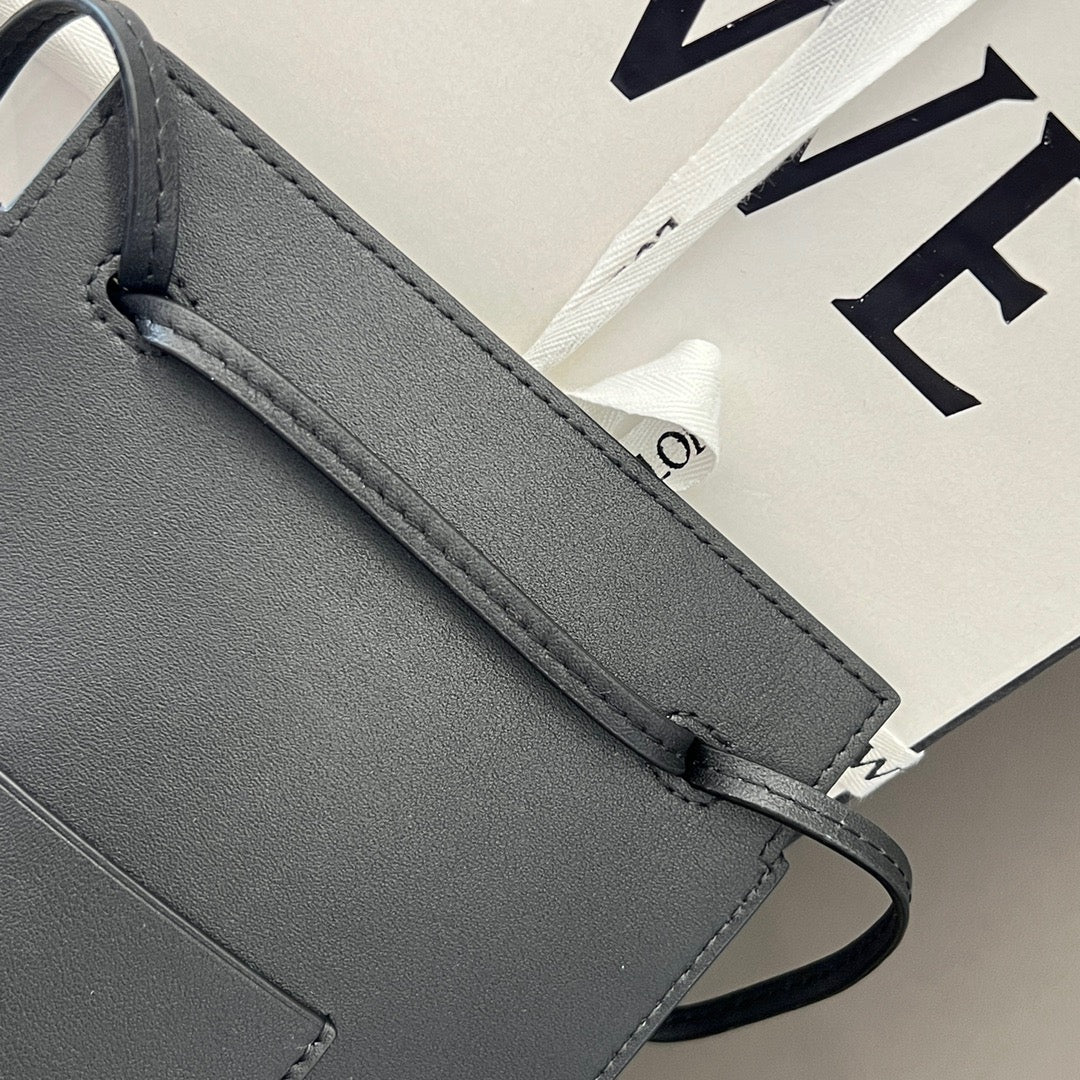LO Sling Bag