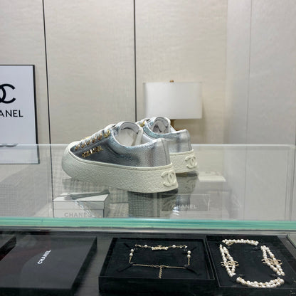 CASUAL SNEAKER IN SILVER METALLIC LAMBSKIN