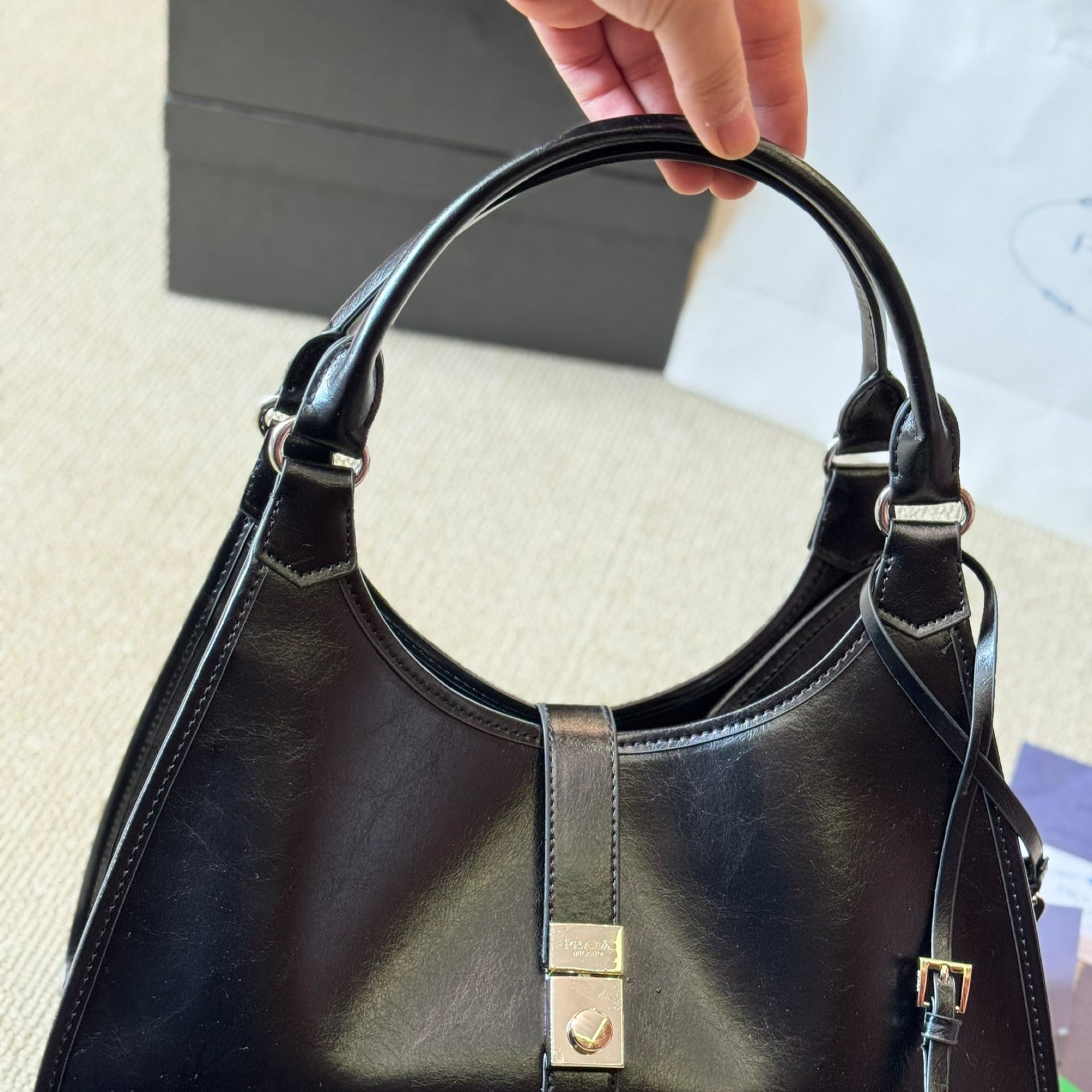 METAL CLASP MINI TOTE BAG 25 IN BLACK SHINY SMOOTH CALFSKIN