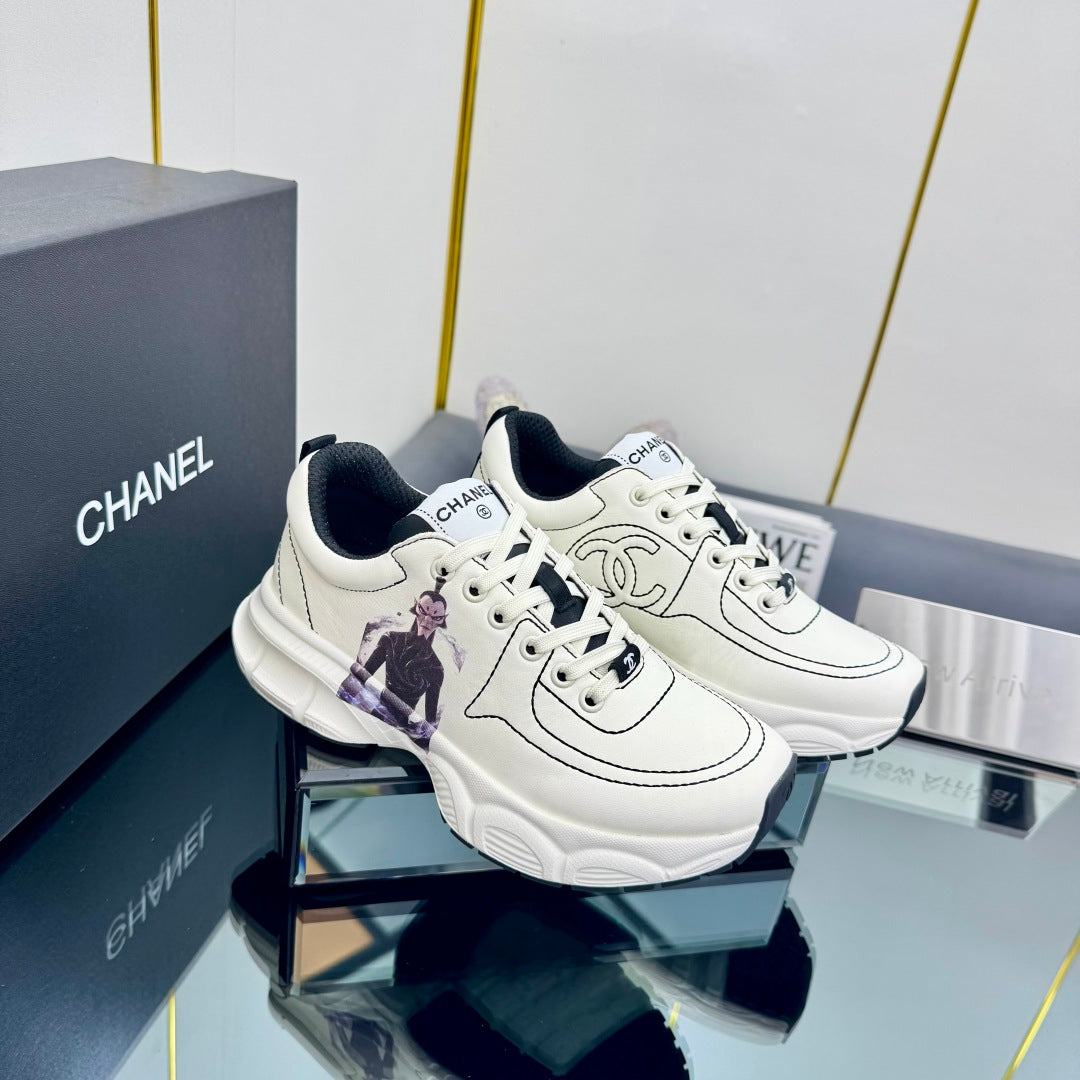 TRAINERS SNEAKER IN WHITE CALFSKIN WITH STICKER 238625