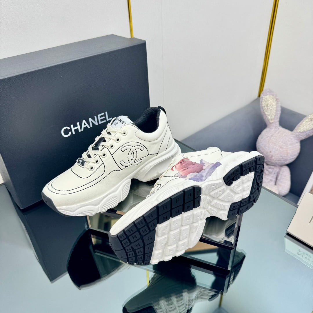 TRAINERS SNEAKER IN WHITE CALFSKIN WITH STICKER 238627