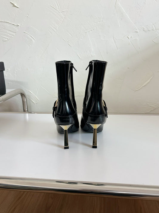 LEE BOOTIES IN BLACK GLAZED CALFSKIN