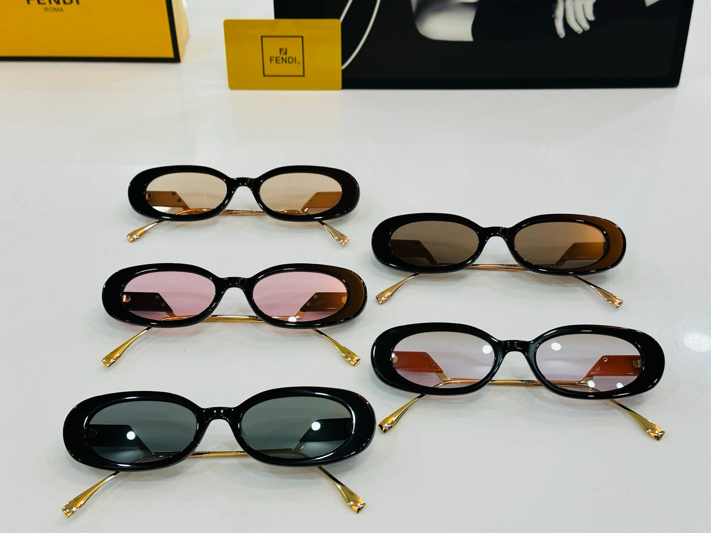 FF DIAMONDS OVAL FRAME SUNGLASSES E3018 IN ACETATE
