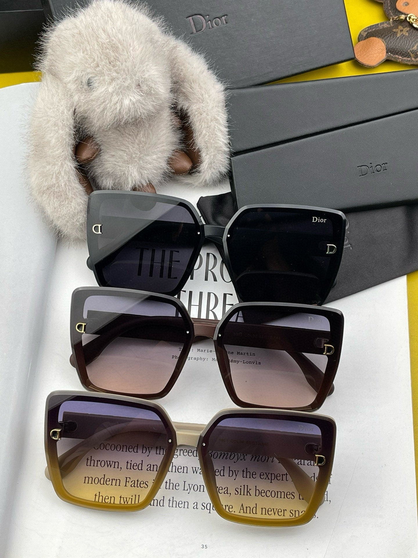 MONTAIGNE SQUARE SUNGLASS CD1590 IN ACETATE