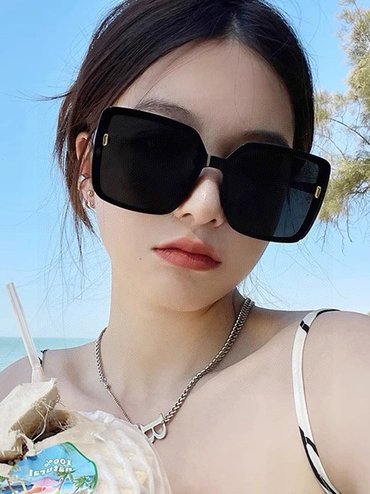 MONTAIGNE SUNGLASS CD9750 IN ACETATE