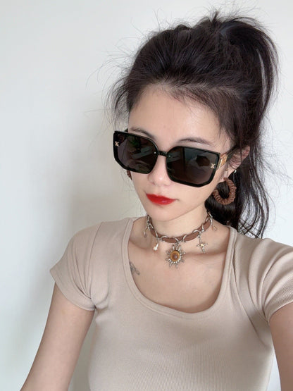SQUARE SUNGLASS L8130 IN METAL AND ACETATE FRAME