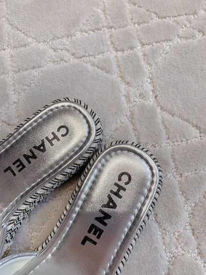 PLATFORM SLIPPERS IN SILVER WOOL AND LAMBSKIN