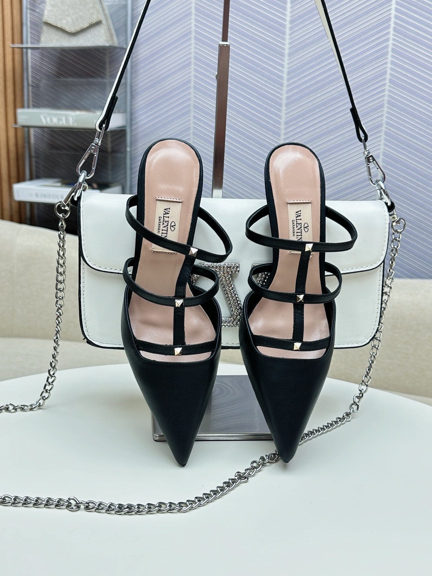 ROCKSTUD WISPY BLACK CALFSKIN MULE 60MM