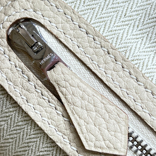 GARDEN PARTY 23CM IN OFF WHITE CALFSKIN