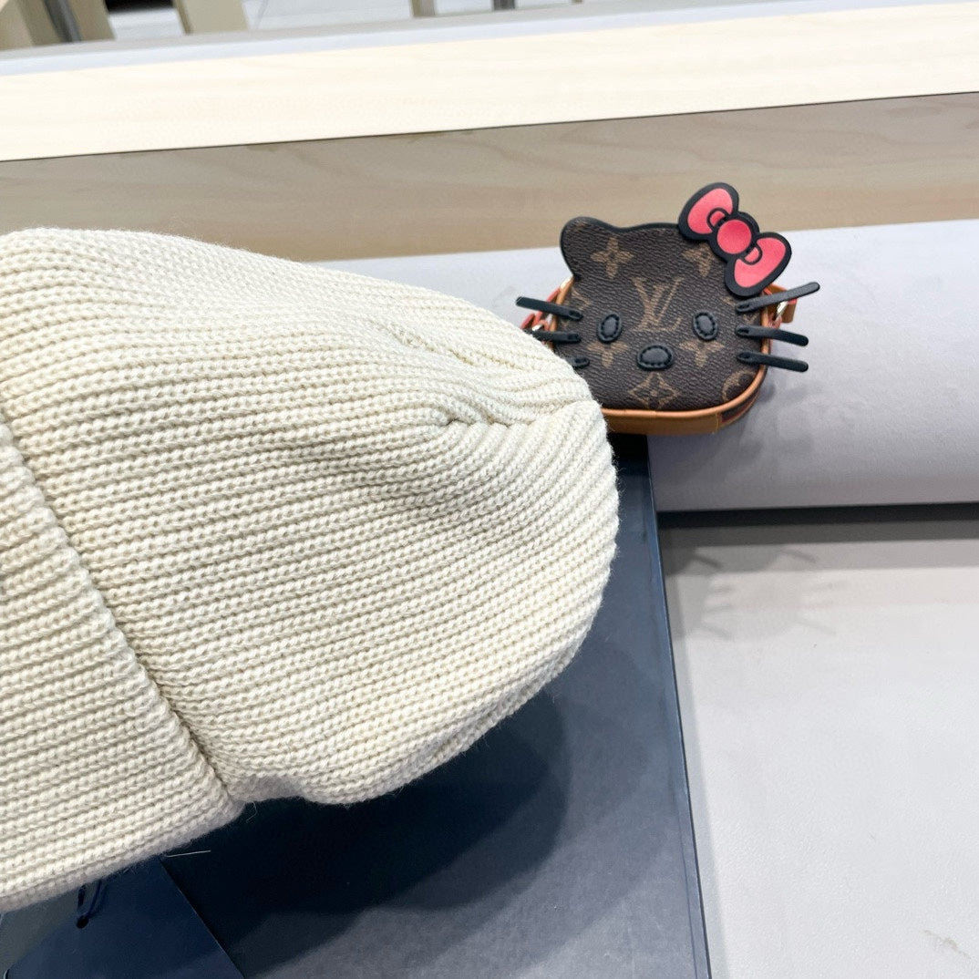 BEANIE HAT IN BEIGE WOOL 435028