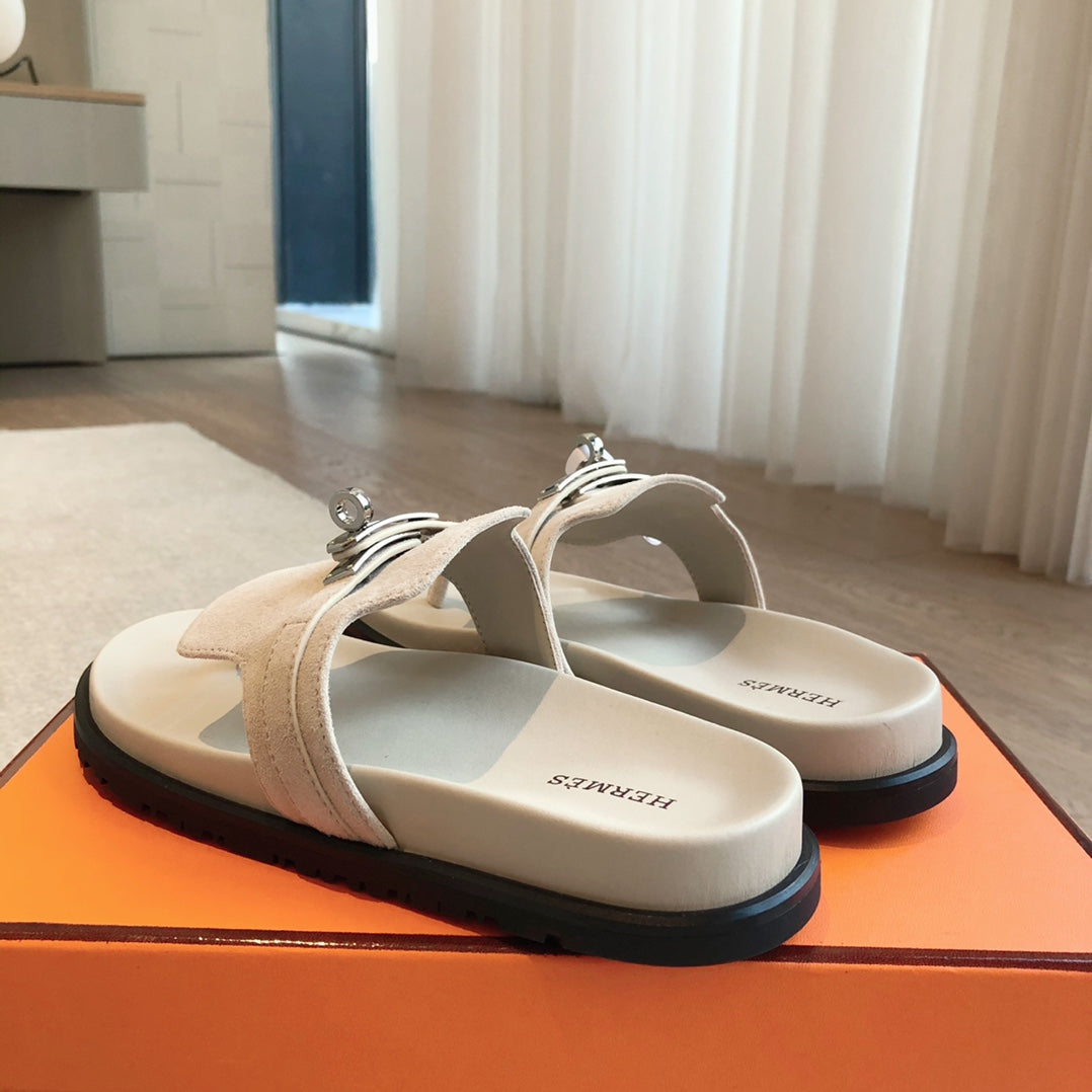 EMPIRE SANDAL CREAM WHITE SUEDE