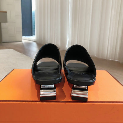 ICONIQUE 25 SANDAL BLACK CALFSKIN