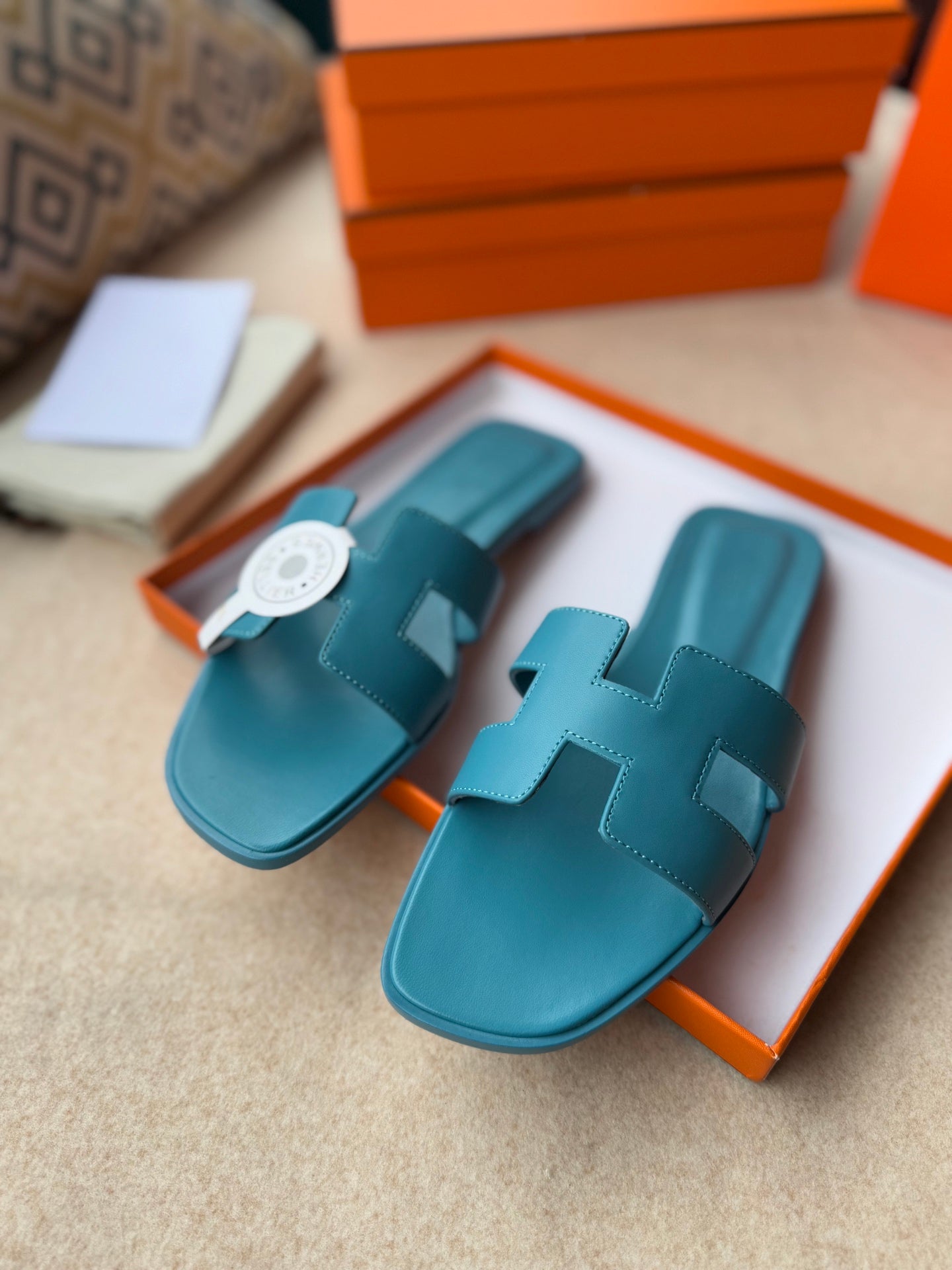 0RAN SANDALS IN SAPPHIRE BLUE CALFSKIN