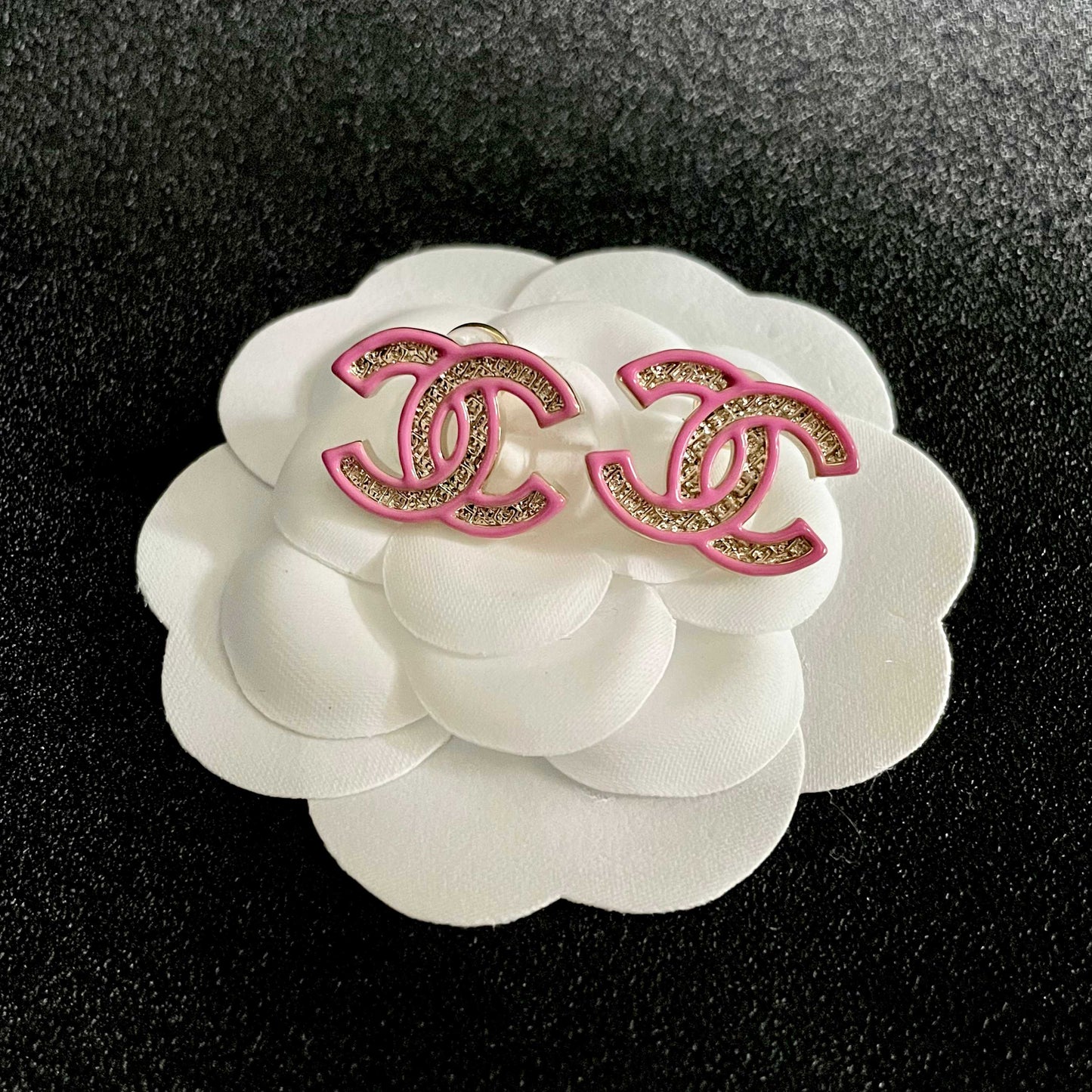 DOUBLE C STUD EARRINGS WITH PINK TRIM AND CENTER STONE