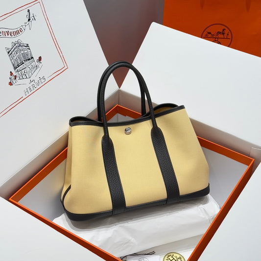 GARDEN PARTY 30CM IN DARK BEIGE TOILETS COTTON CANVAS AND BLACK CALFSKIN