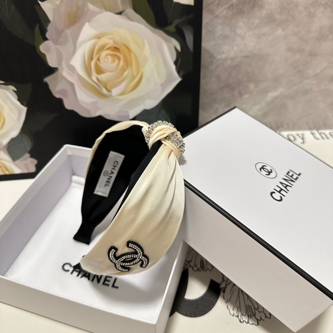 WHITE SILK HEADBAND 168591