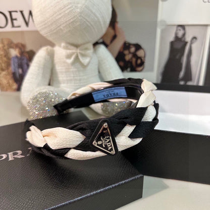BRAIDED HEADBAND IN WHITE AND BLACK FABRIC 316687