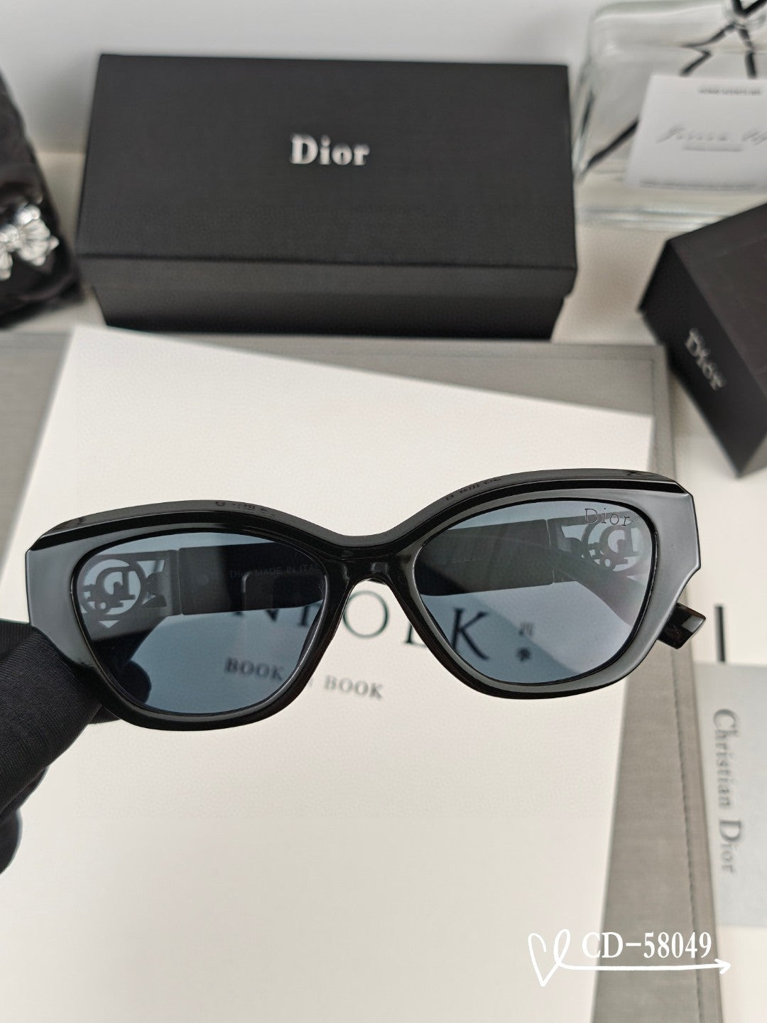CAT EYE SUNGLASS 58049 IN ACETATE