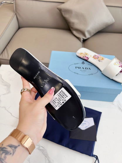 PRA PRINTED SLIDES SLIPPERS WHITE LAMBSKIN