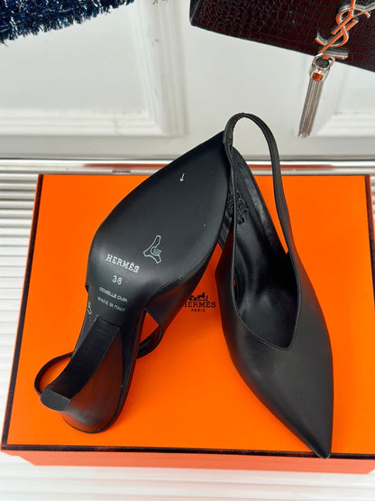 HIGH HEEL 75 MM POINTED- TOE SANDAL IN BLACK CALFSKIN