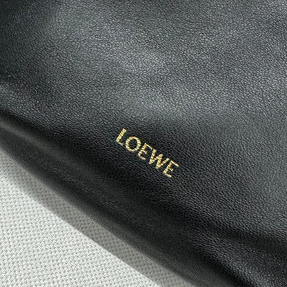 LOE 23 FLAMENCO PURSE BUCKET IN BLACK LAMBSKIN