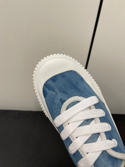 LP CLASSIC BISCUIT SNEAKER SKY CALFSKIN