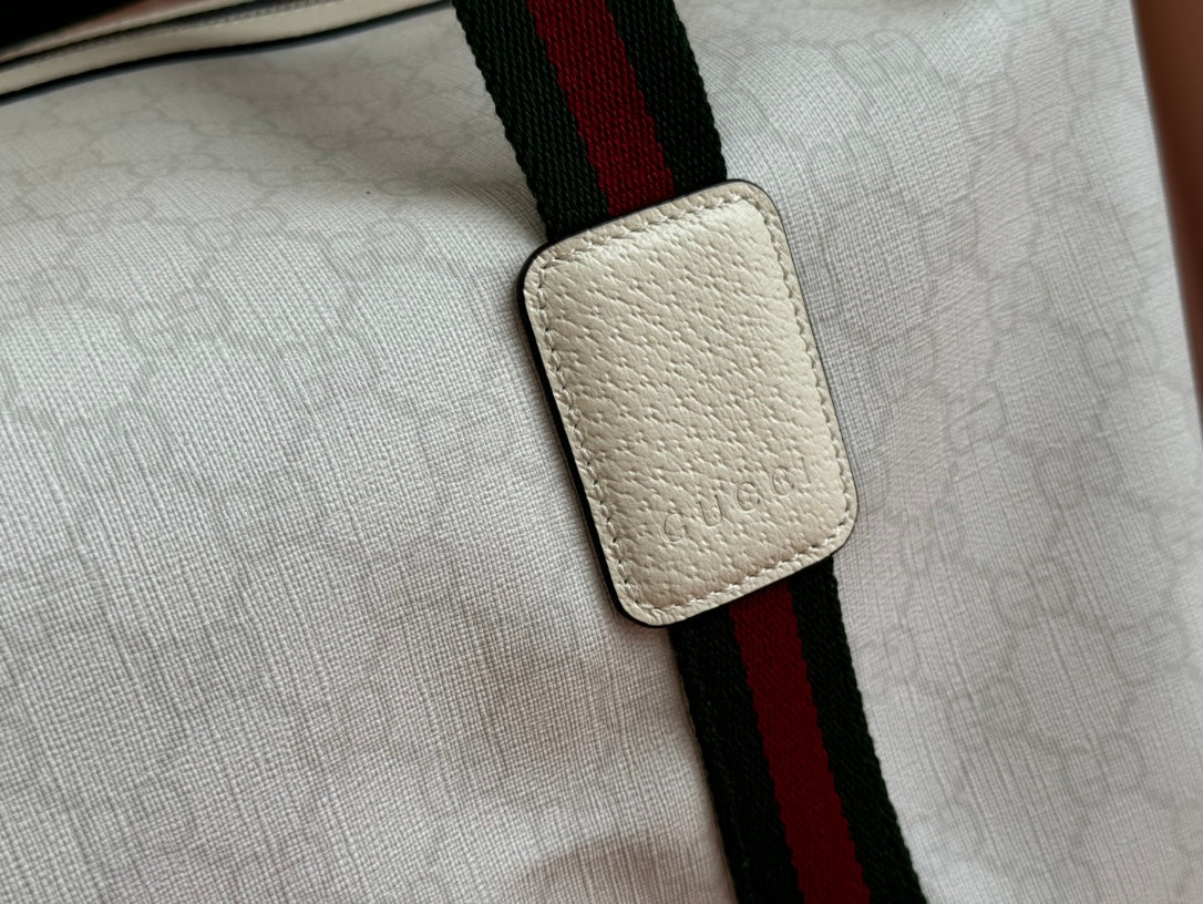 MEDIUM DUFFLE BAG WITH WEB 47 IN WHITE SOFT GG CALFSKIN