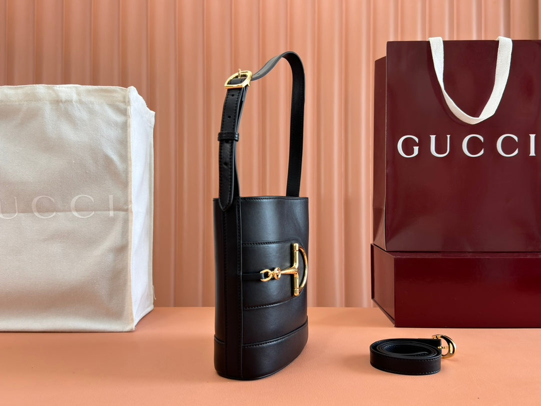 73 SMALL BUCKET BAG 20 IN BLACK SMOOTH CALFSKIN