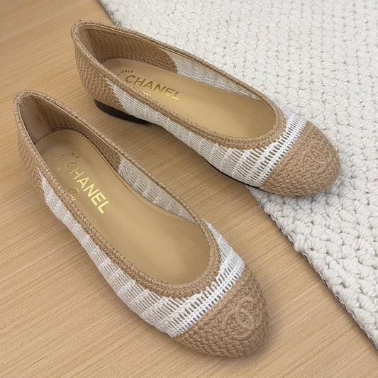 BALLERINAS IN WHITE MIX PEANUT BROWN RAFFIA