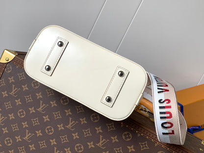ALMA BB BAG 23 IN BEIGE GRAIN EPI COWHIDE