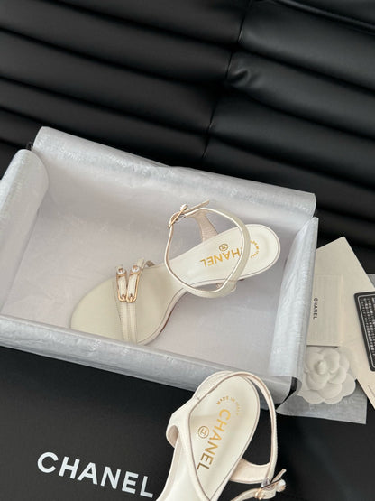 HIGH HEEL 75 MM SANDAL IN WHITE SHEEPSKIN