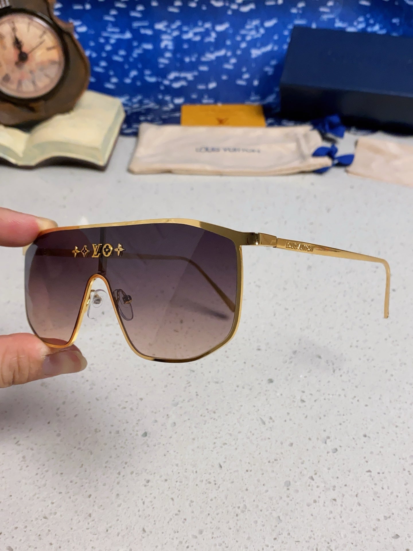 GOLDEN MASK SUNGLASSES 582732 IN GOLD METAL DARK GREY SMOKE LENSES