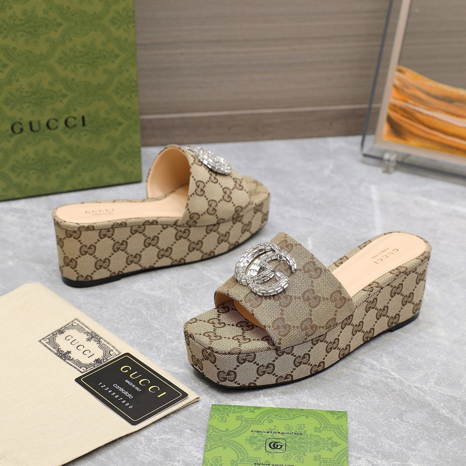 HIGH WEDGE PLATFORM WITH DOUBLE G IN CAMEL BEIGE CANVAS