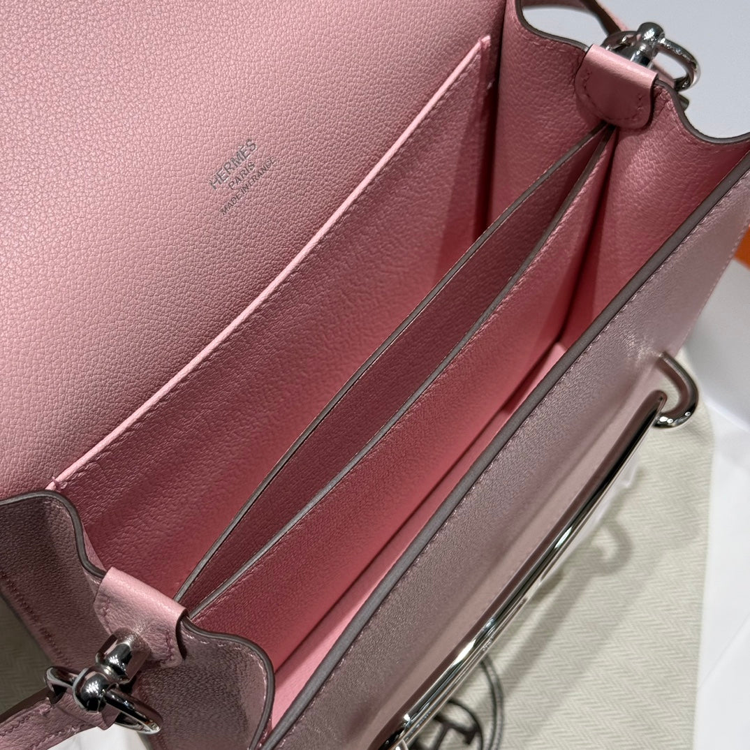 HM ROULIS 18 MINI BAG IN BABY PINK CALFSKIN SILVER-TONE HARDWARE