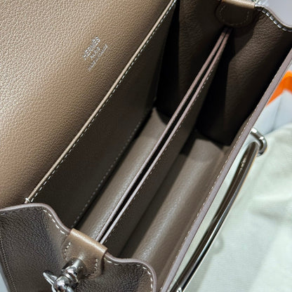 HM ROULIS 18 MINI BAG IN DARK BROWN CALFSKIN SILVER-TONE HARDWARE