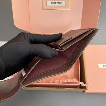 WALLET 12 IN ZAMBEZI BROWN SMOOTH CALFSKIN GOLD HARDWARE