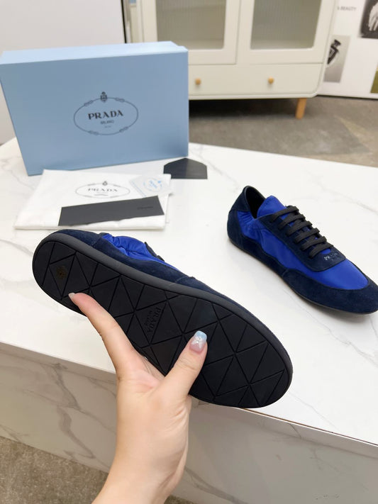 COLLAPSE SNEAKERS IN BLUE SUEDE AND NYLON