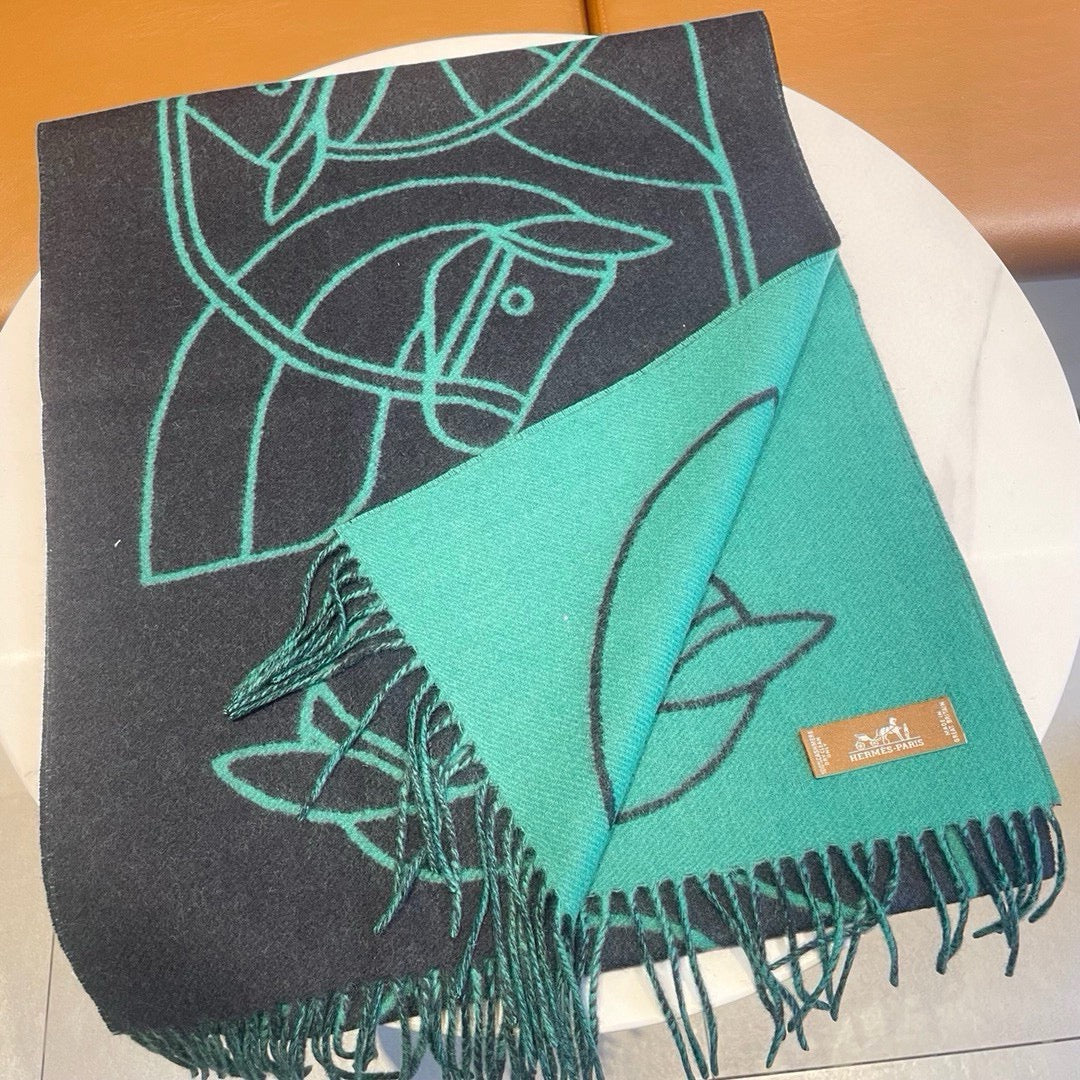 CASAQUE ENTRELACS EQUESTRES 190 CM SCARF IN PERSLAN GREEN CASHMERE