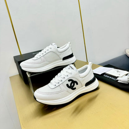 CLASSIC TRAINER IN WHITE MERCERIZED VELVET