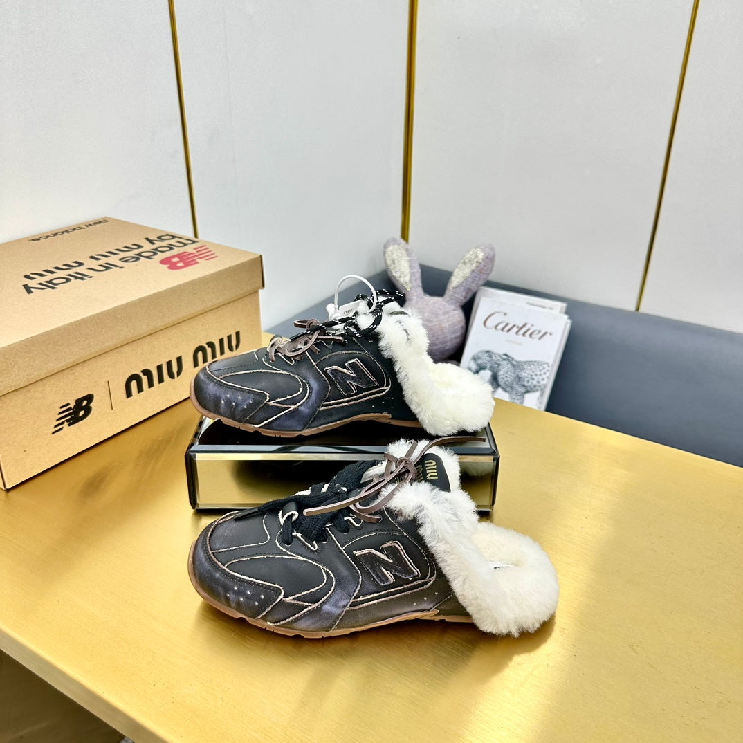 MIUxNB 530 SNEAKER MULES IN BLACK CALFSKIN SHEARLING