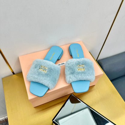 SKY BLUE SLIPPERS LAMB FUR