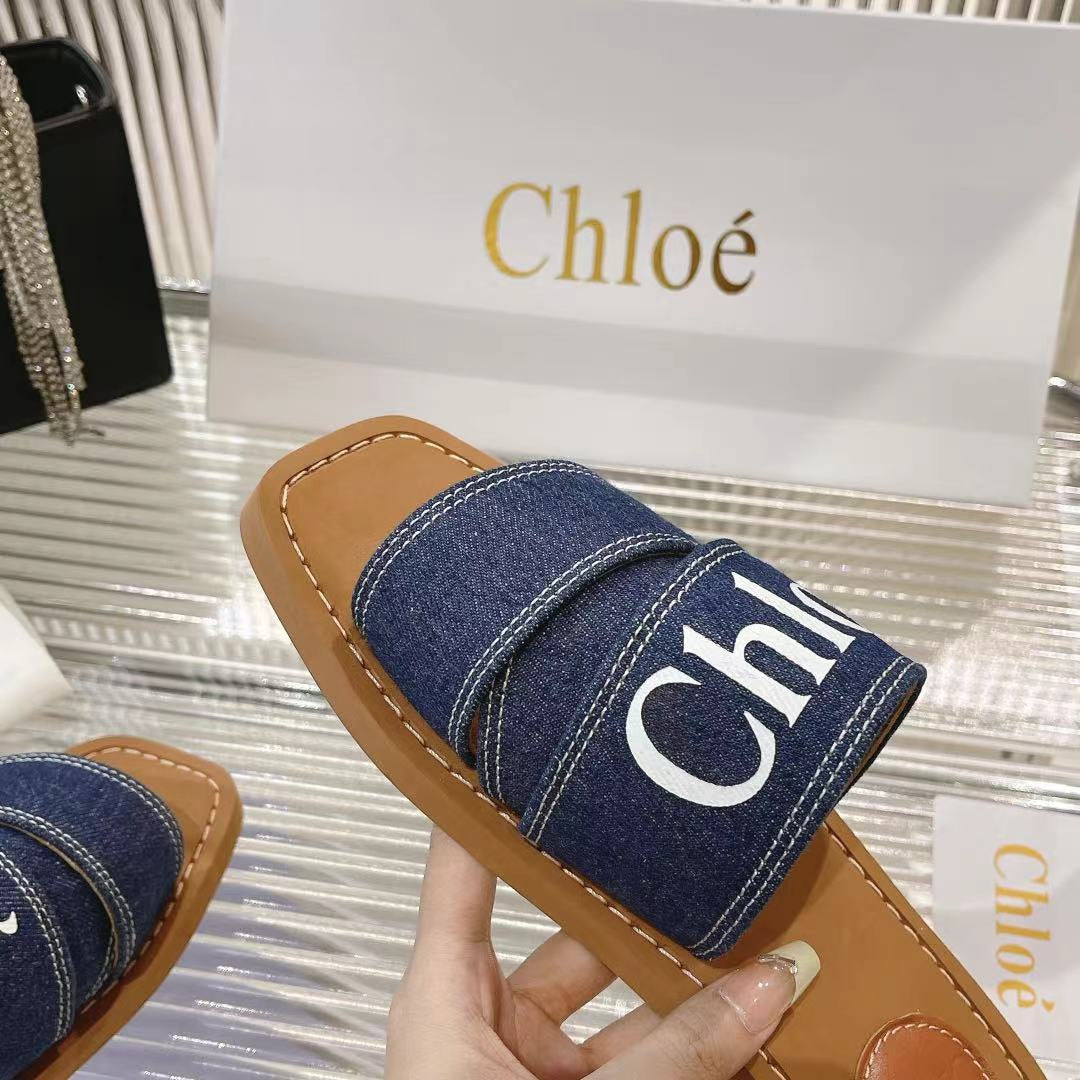 WOODY MULE IN NAVY BLUE DENIM WITH WHITE LOGO