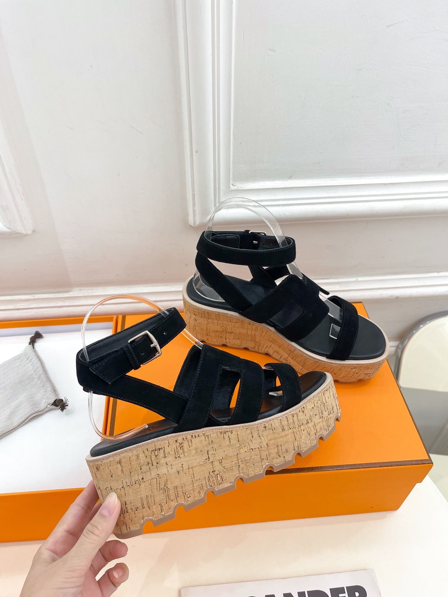 Havane 30 Sandal Black Suede
